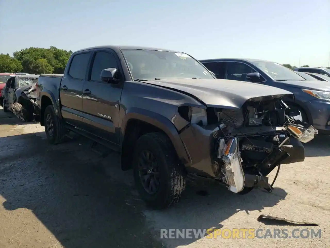 1 Фотография поврежденного автомобиля 3TMAZ5CN1LM128425 TOYOTA TACOMA 2020