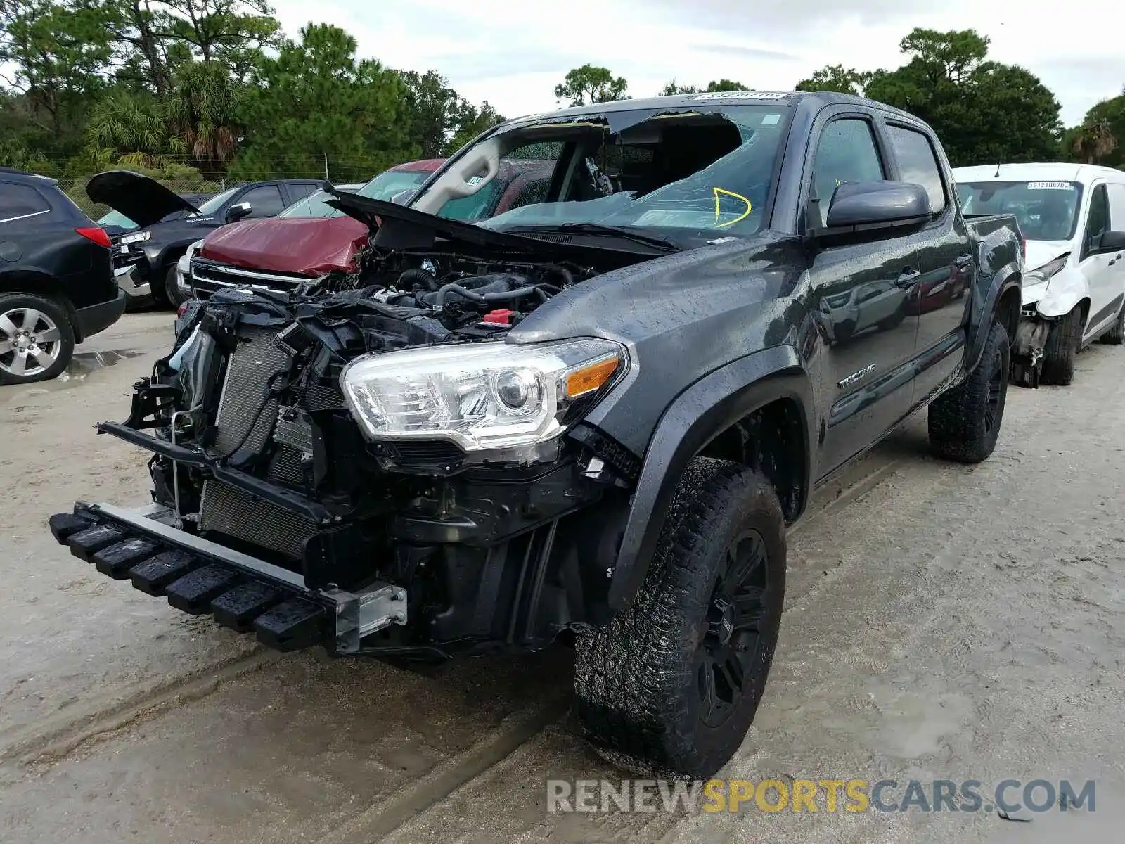 2 Photograph of a damaged car 3TMAZ5CN1LM129865 TOYOTA TACOMA 2020