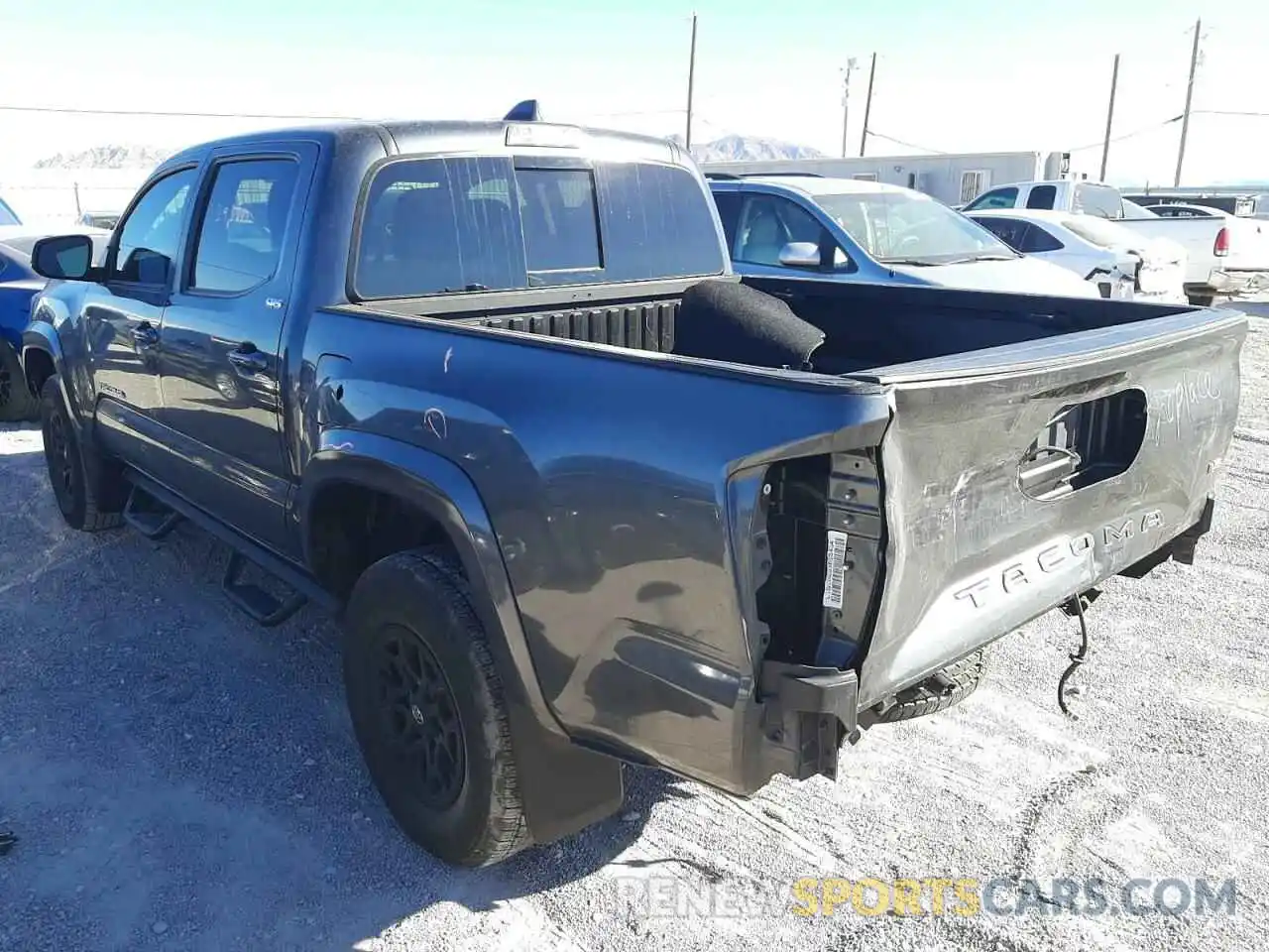 3 Photograph of a damaged car 3TMAZ5CN1LM133365 TOYOTA TACOMA 2020