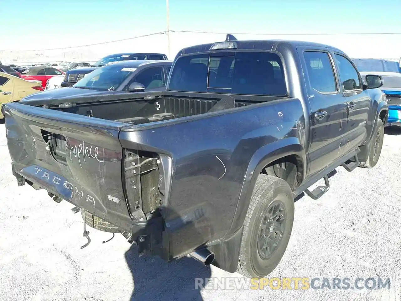 4 Photograph of a damaged car 3TMAZ5CN1LM133365 TOYOTA TACOMA 2020