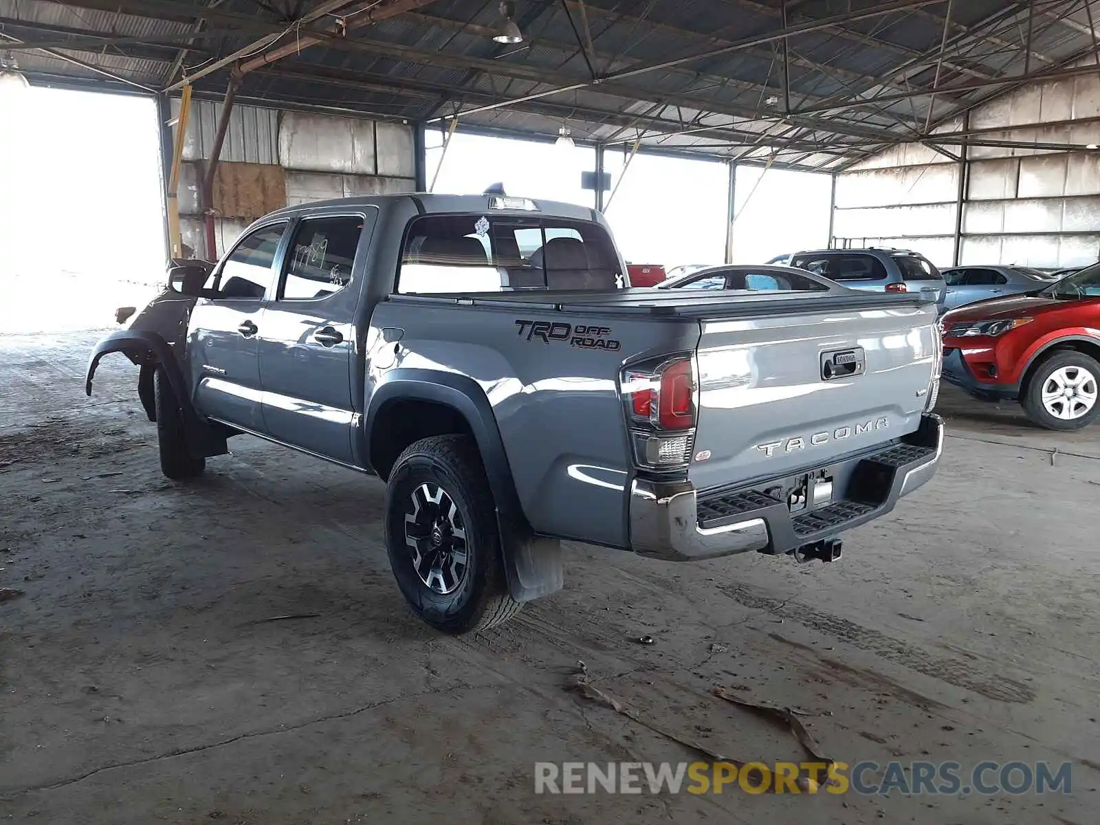 3 Photograph of a damaged car 3TMAZ5CN2LM114632 TOYOTA TACOMA 2020