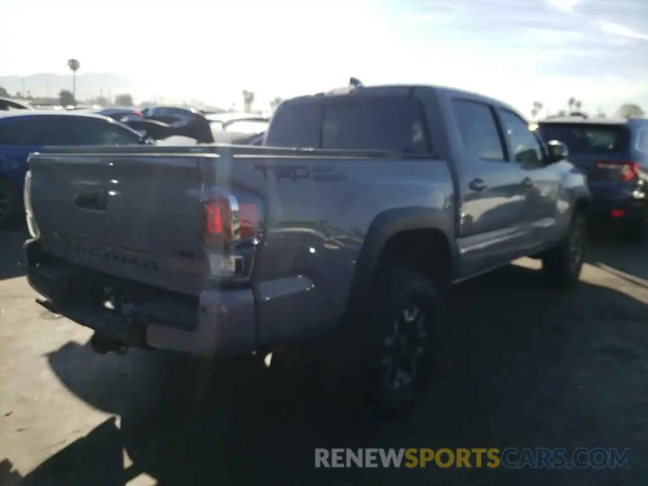 4 Photograph of a damaged car 3TMAZ5CN2LM116218 TOYOTA TACOMA 2020