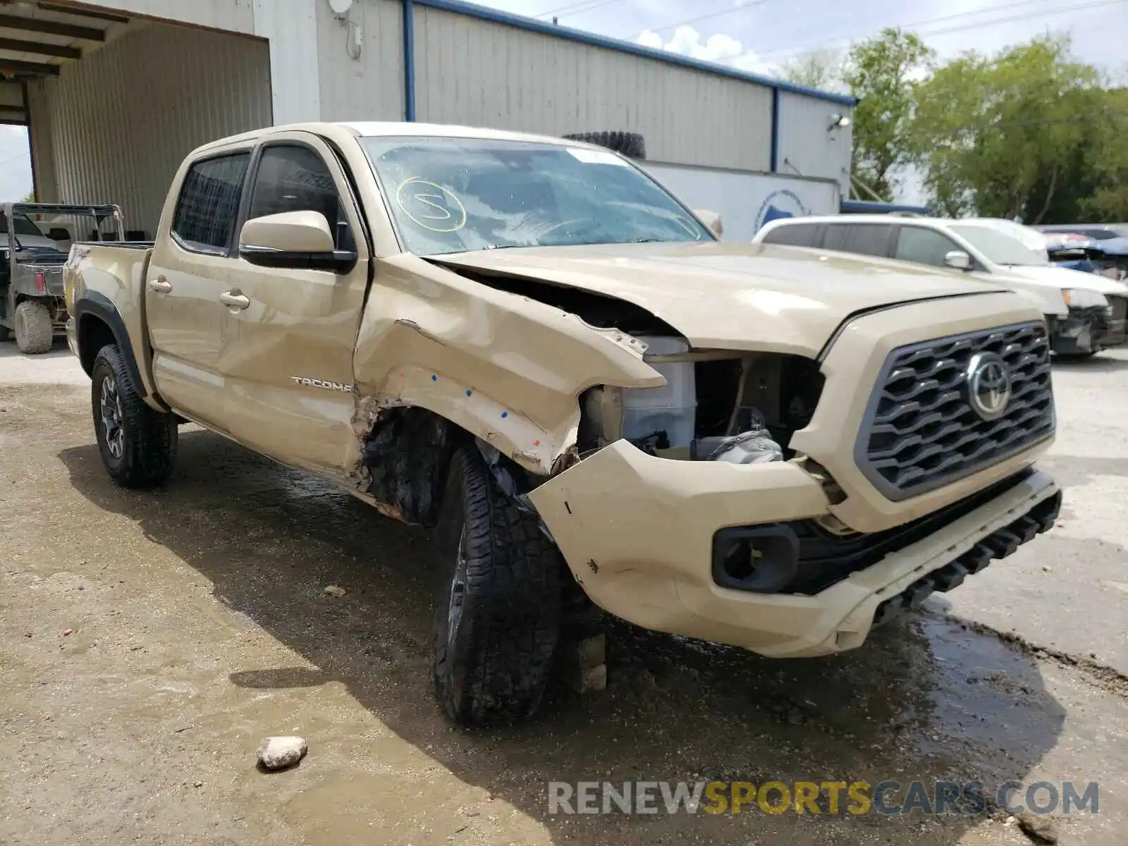 1 Photograph of a damaged car 3TMAZ5CN2LM116512 TOYOTA TACOMA 2020