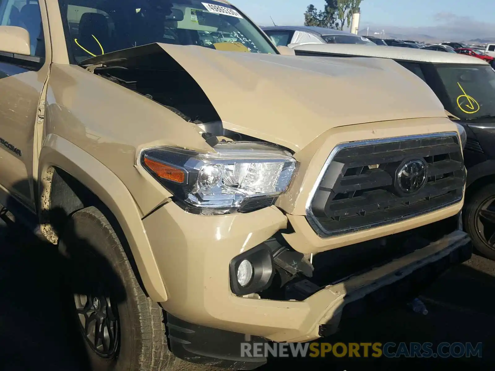 9 Photograph of a damaged car 3TMAZ5CN2LM118230 TOYOTA TACOMA 2020