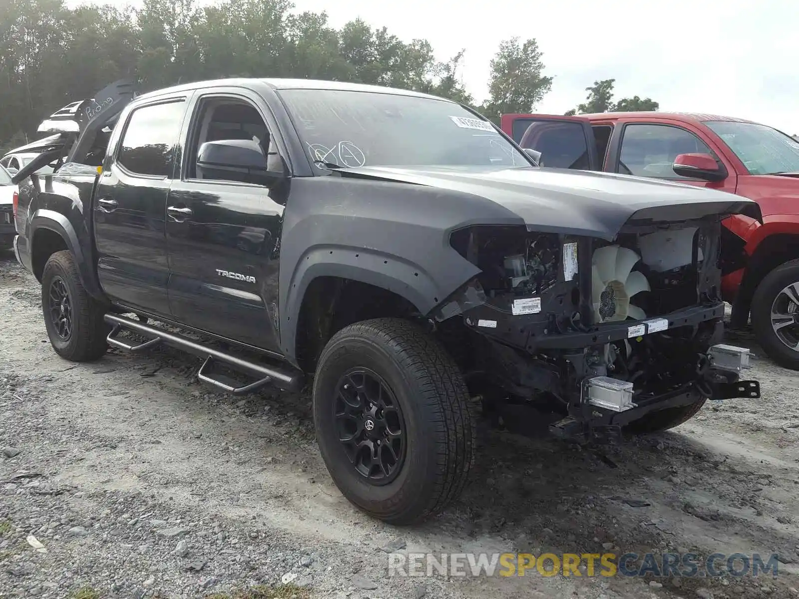 1 Photograph of a damaged car 3TMAZ5CN2LM119085 TOYOTA TACOMA 2020