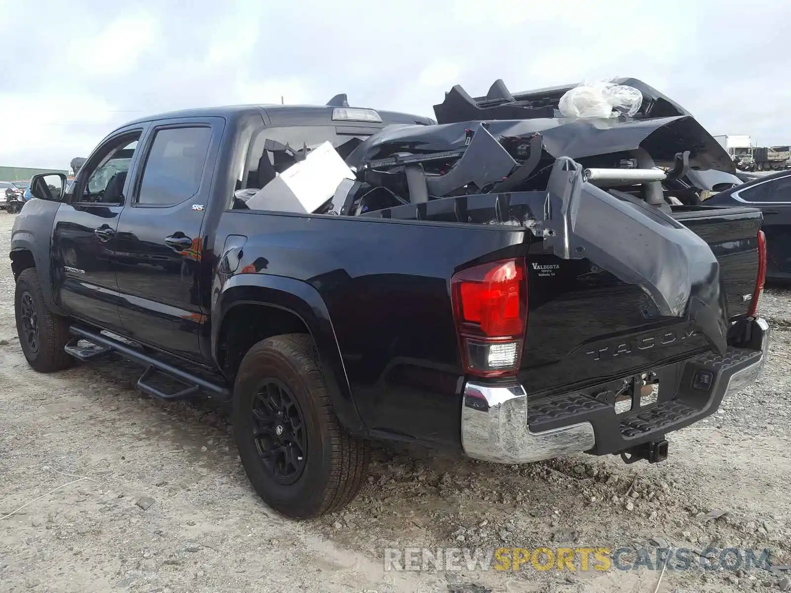 3 Photograph of a damaged car 3TMAZ5CN2LM119085 TOYOTA TACOMA 2020