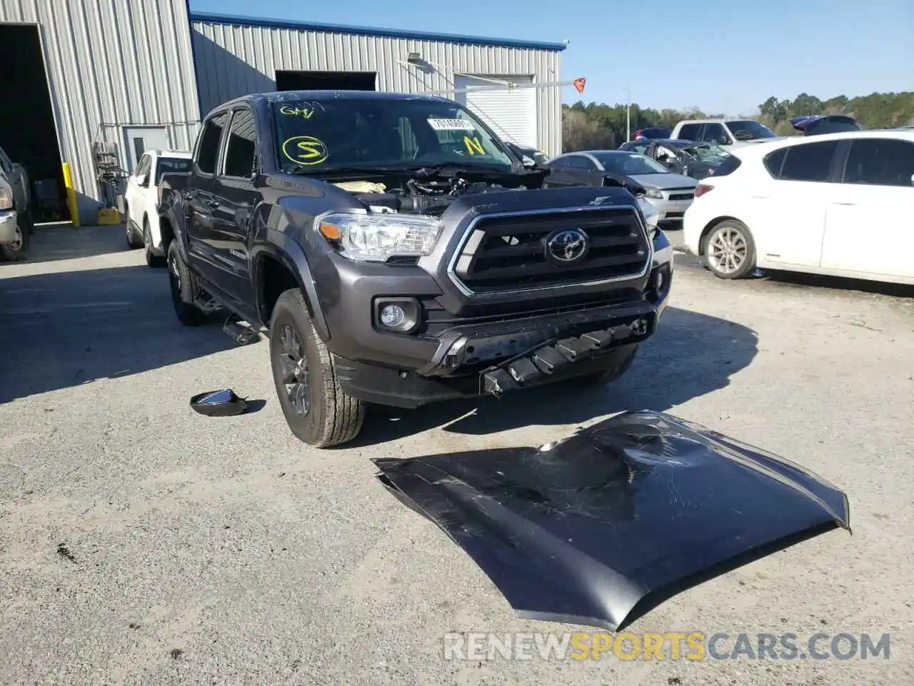 1 Photograph of a damaged car 3TMAZ5CN2LM119328 TOYOTA TACOMA 2020