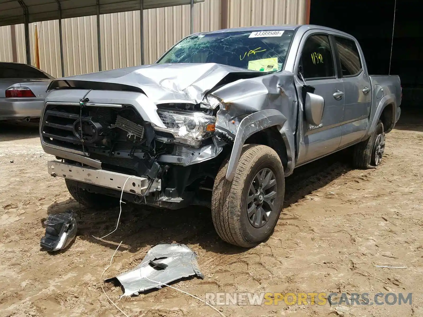 2 Photograph of a damaged car 3TMAZ5CN2LM120723 TOYOTA TACOMA 2020