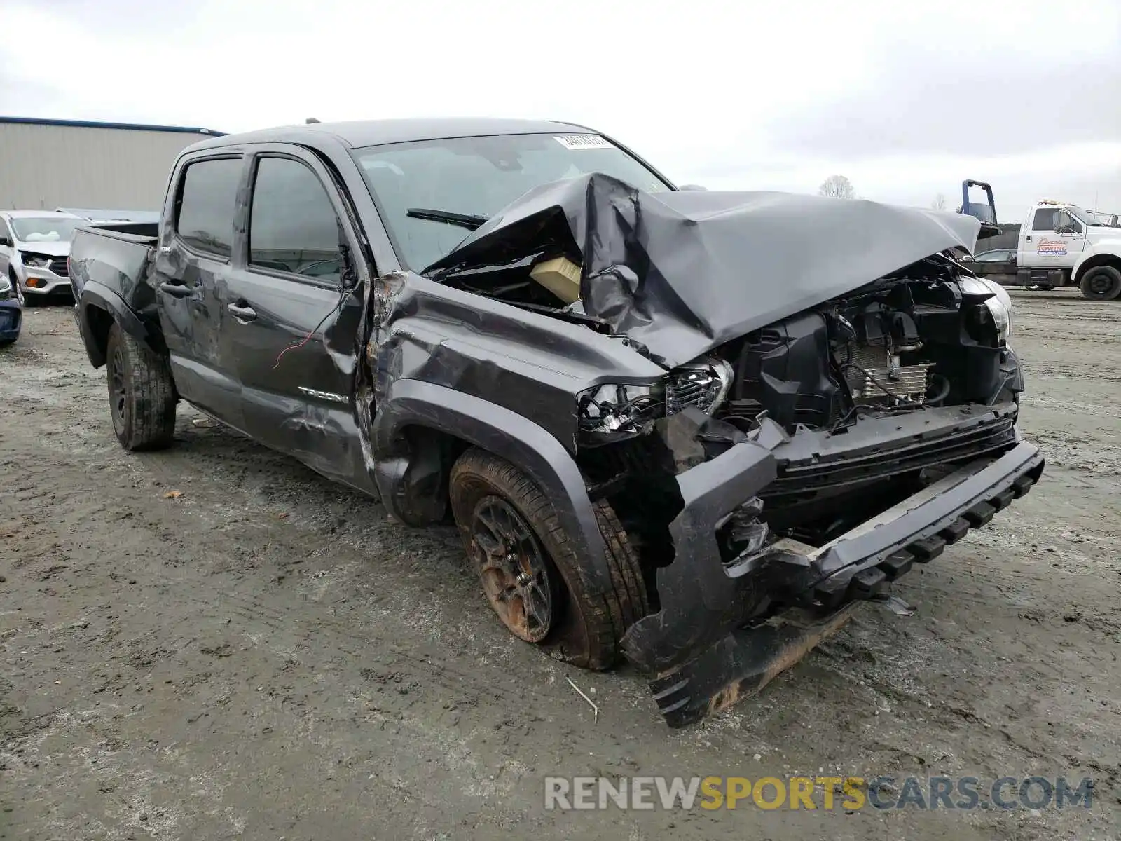 1 Photograph of a damaged car 3TMAZ5CN2LM124741 TOYOTA TACOMA 2020