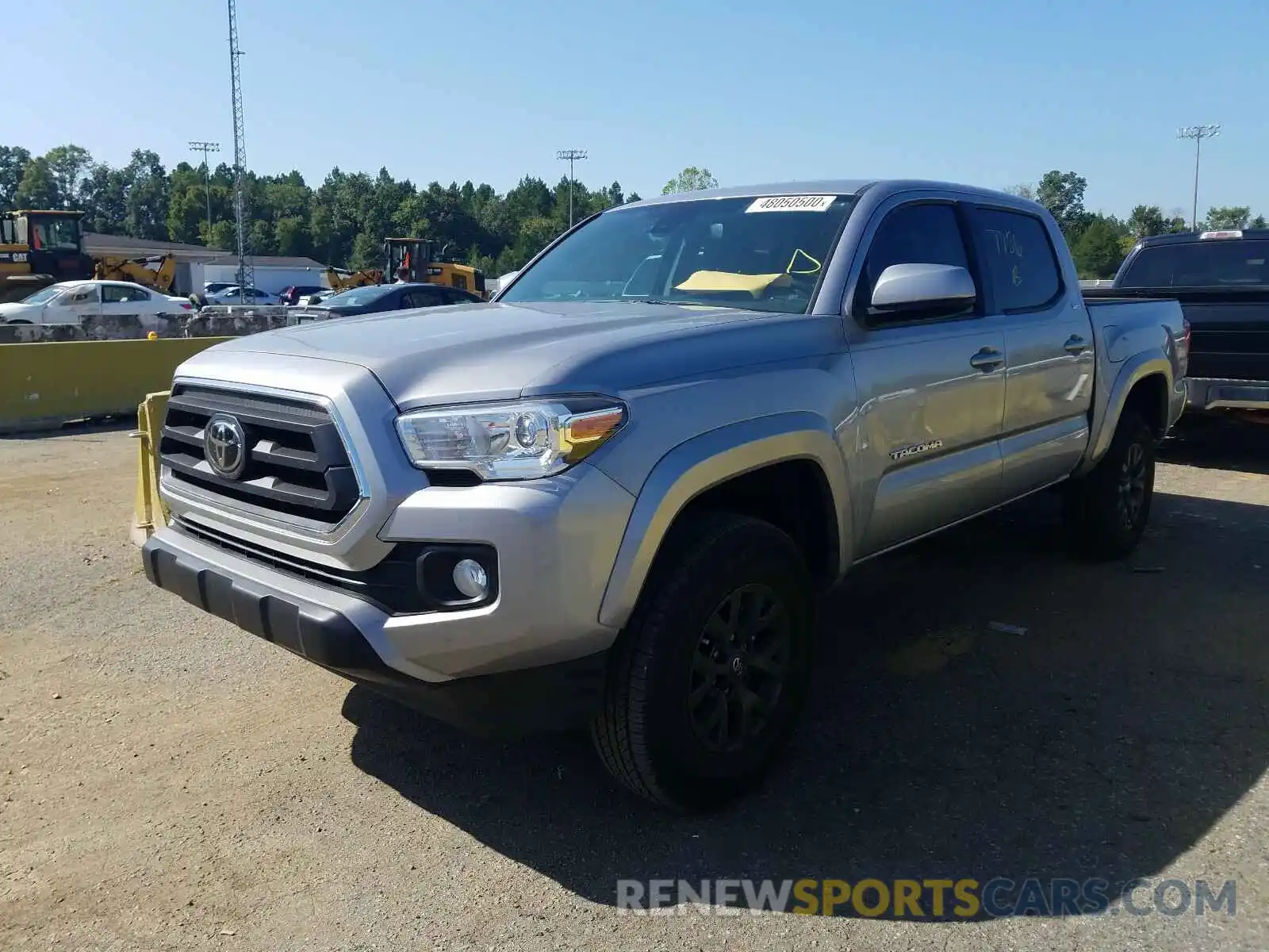 2 Photograph of a damaged car 3TMAZ5CN2LM125369 TOYOTA TACOMA 2020