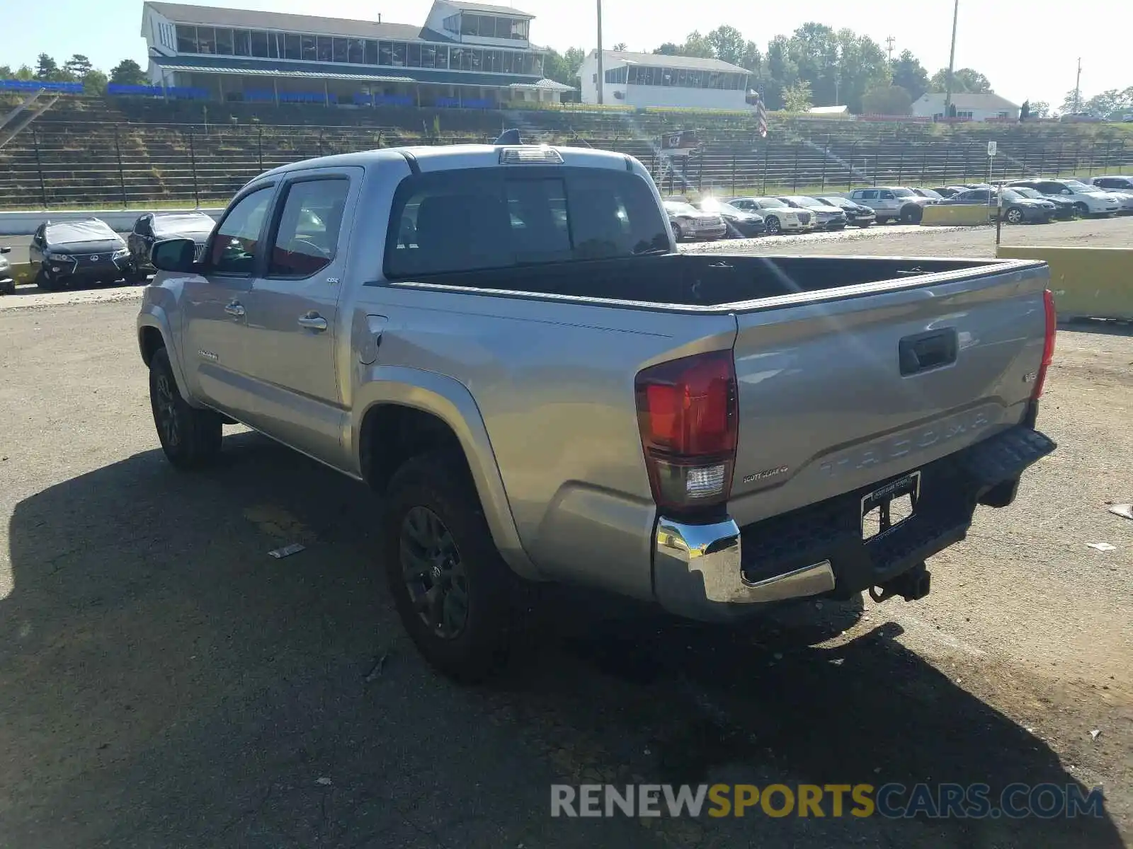 3 Photograph of a damaged car 3TMAZ5CN2LM125369 TOYOTA TACOMA 2020