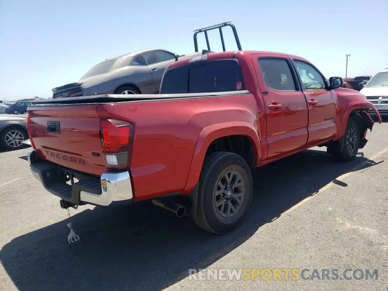 4 Photograph of a damaged car 3TMAZ5CN2LM127381 TOYOTA TACOMA 2020