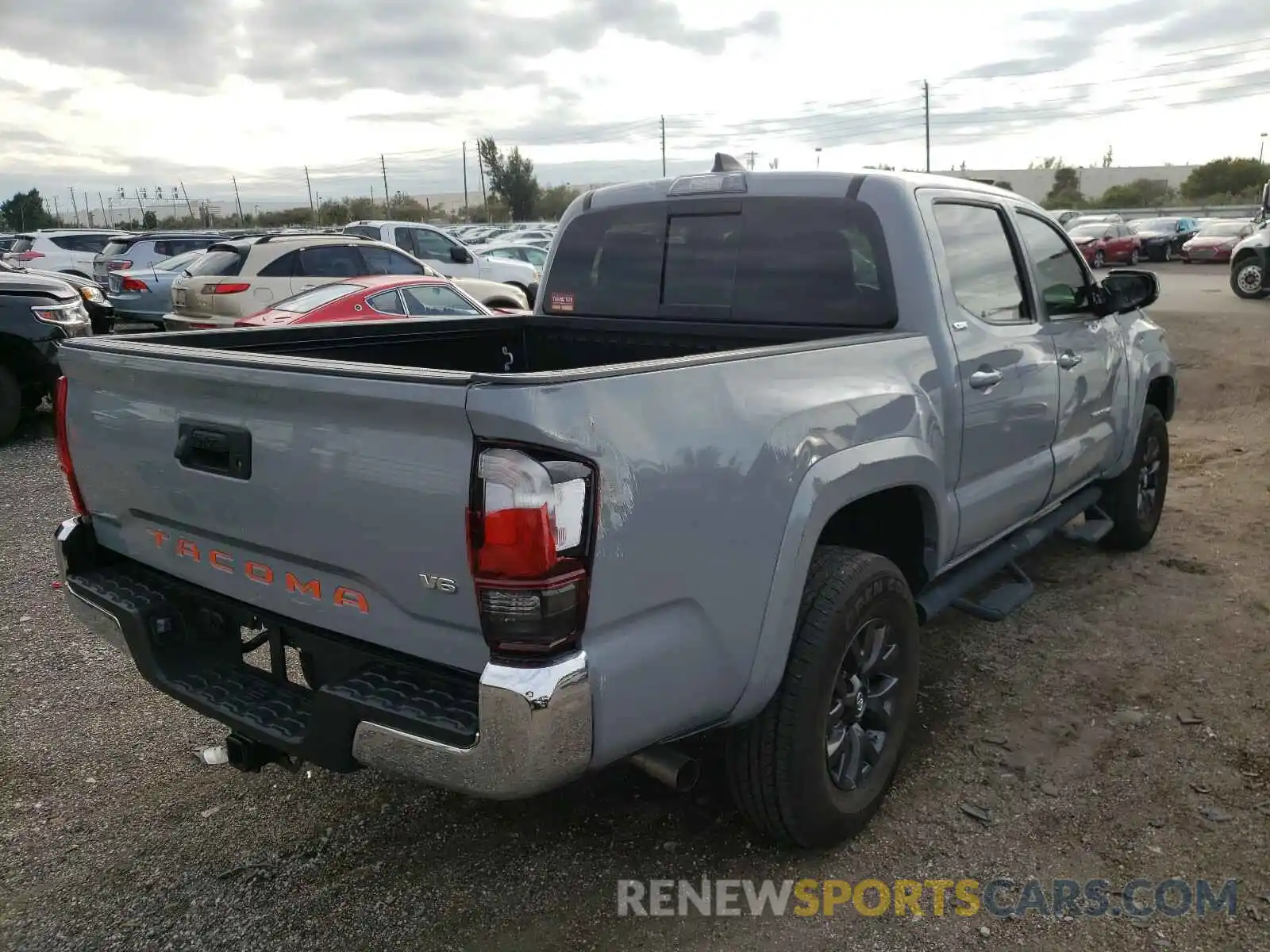 4 Photograph of a damaged car 3TMAZ5CN2LM131768 TOYOTA TACOMA 2020