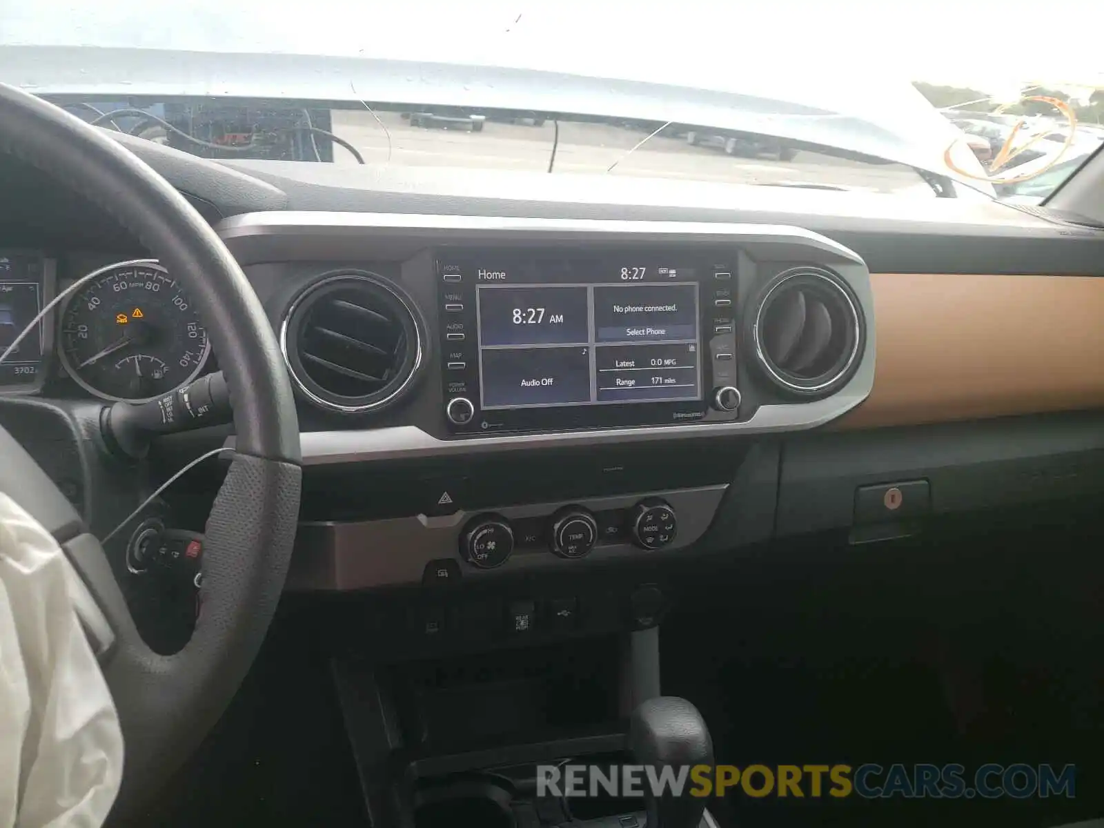 9 Photograph of a damaged car 3TMAZ5CN2LM131768 TOYOTA TACOMA 2020