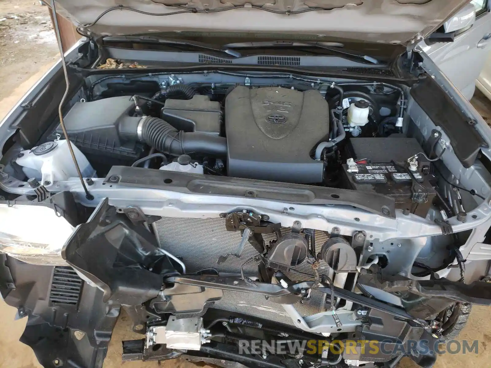 7 Photograph of a damaged car 3TMAZ5CN2LM135805 TOYOTA TACOMA 2020