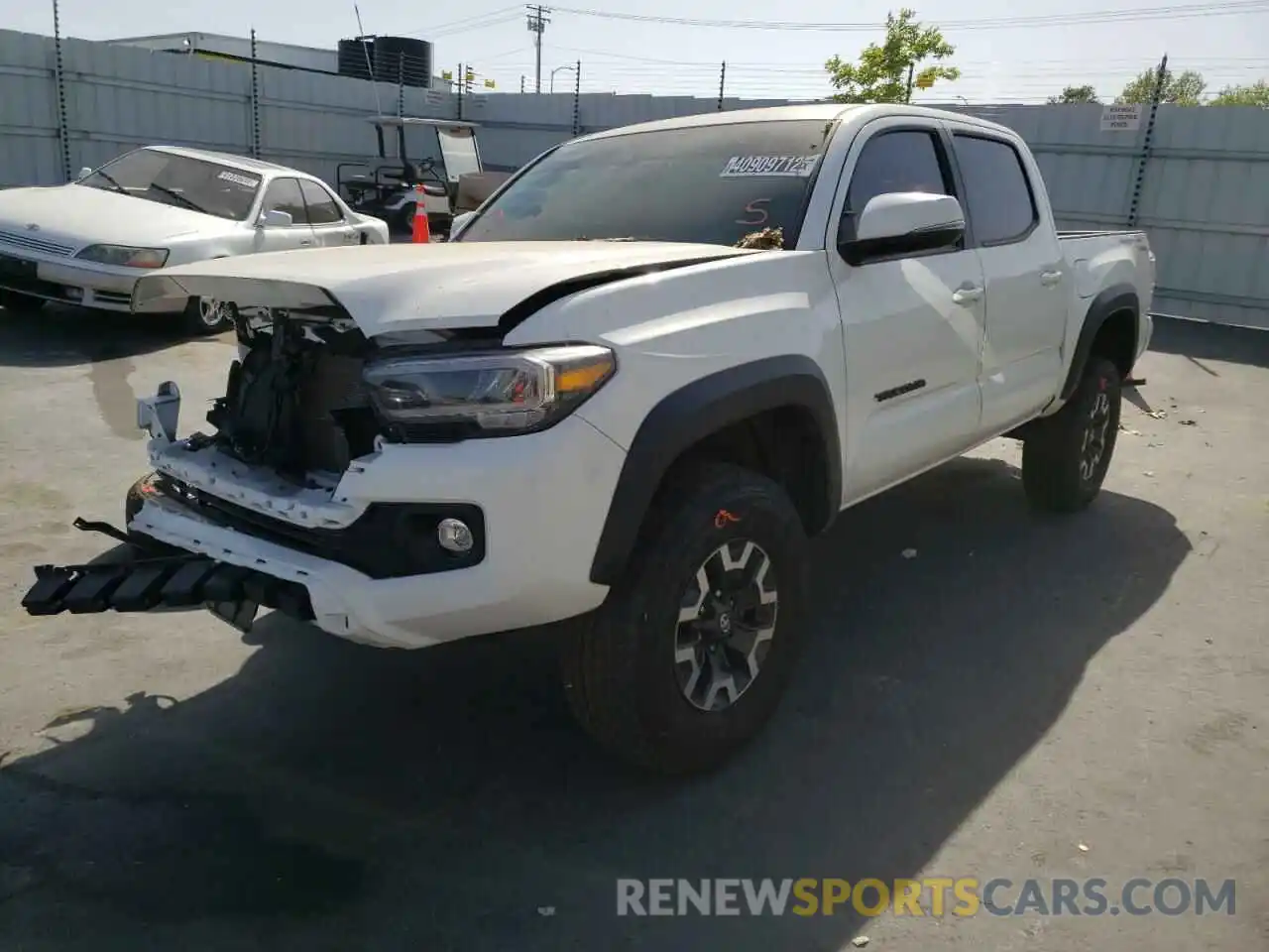 2 Photograph of a damaged car 3TMAZ5CN2LM139482 TOYOTA TACOMA 2020