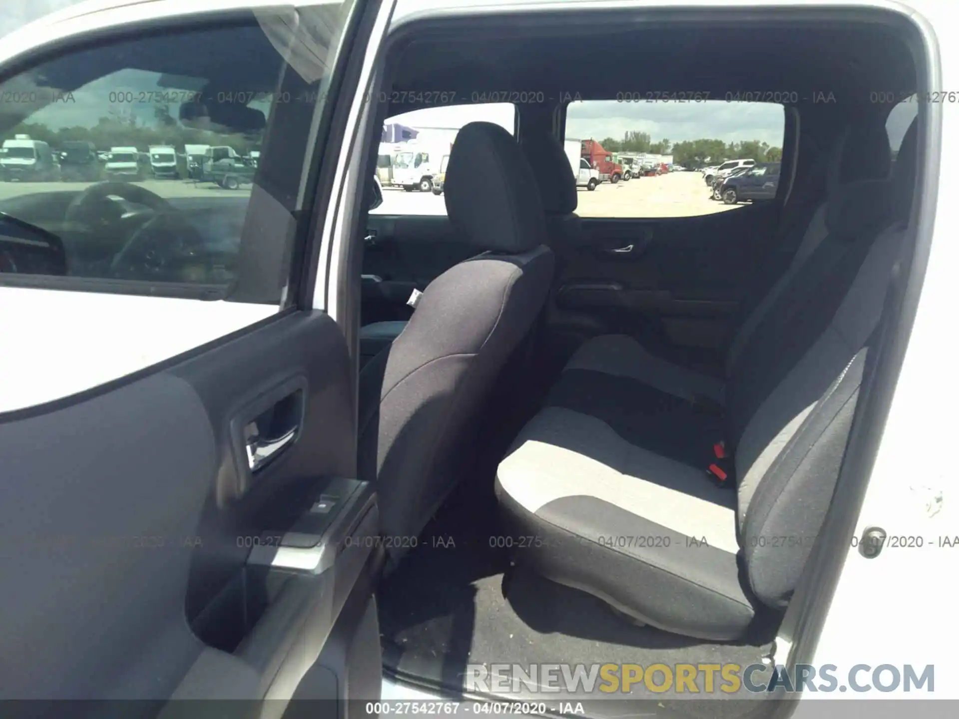 8 Photograph of a damaged car 3TMAZ5CN3LM116339 TOYOTA TACOMA 2020