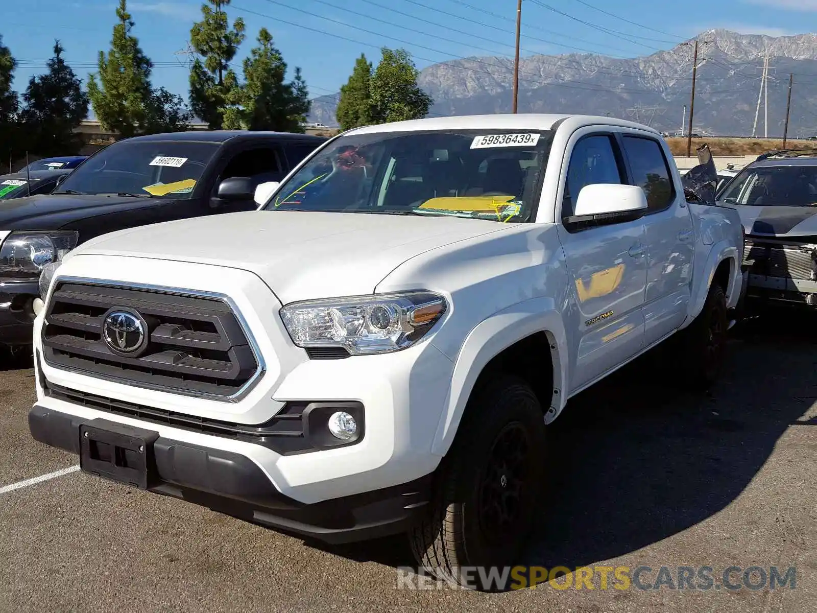 2 Photograph of a damaged car 3TMAZ5CN3LM121072 TOYOTA TACOMA 2020