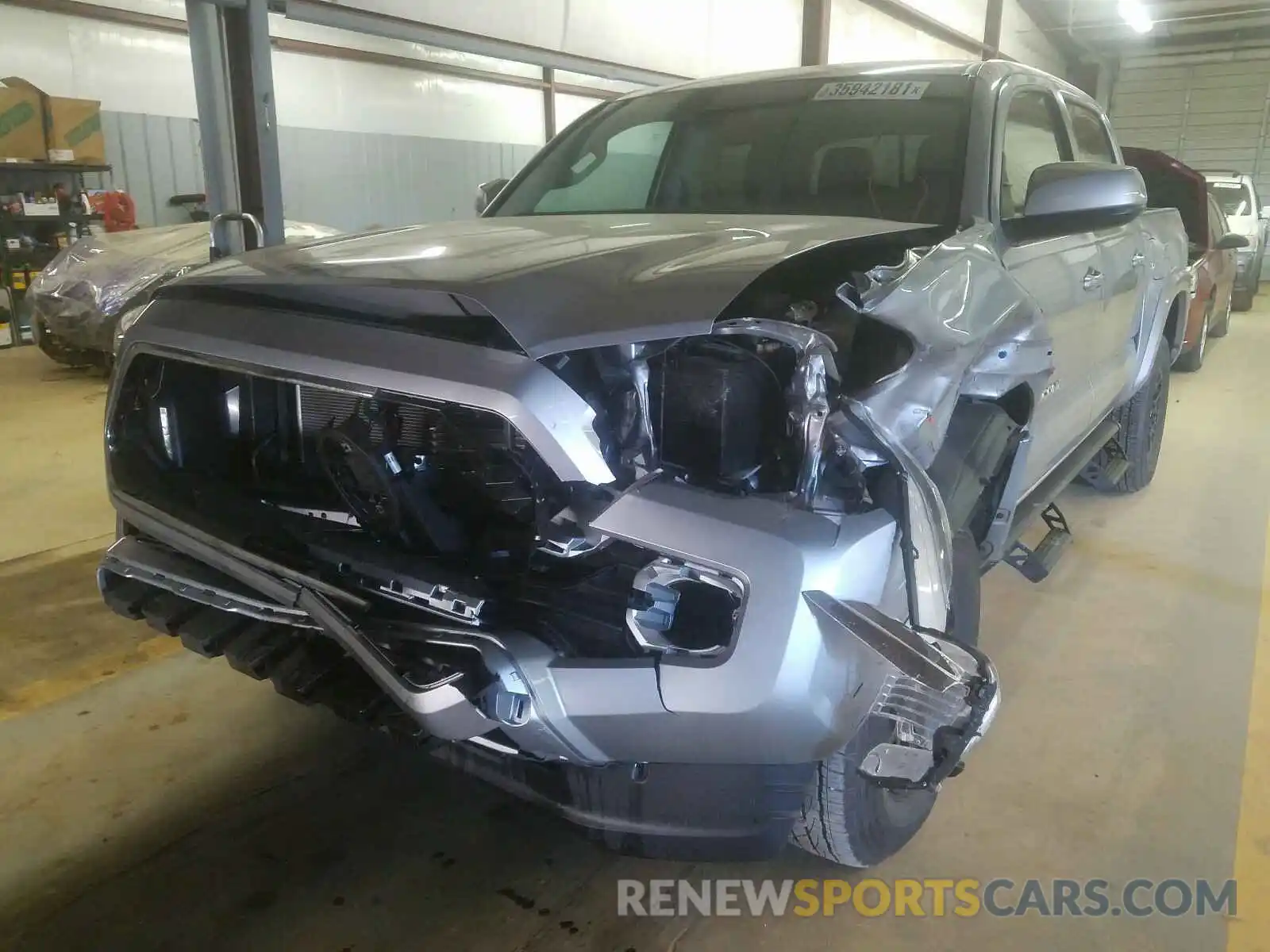 2 Photograph of a damaged car 3TMAZ5CN3LM125025 TOYOTA TACOMA 2020