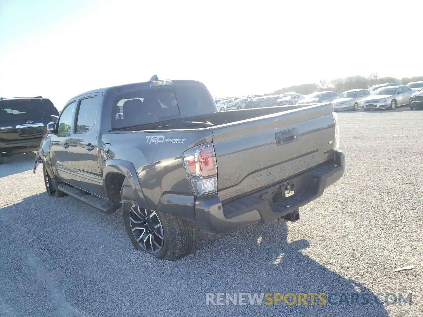 3 Photograph of a damaged car 3TMAZ5CN3LM127518 TOYOTA TACOMA 2020