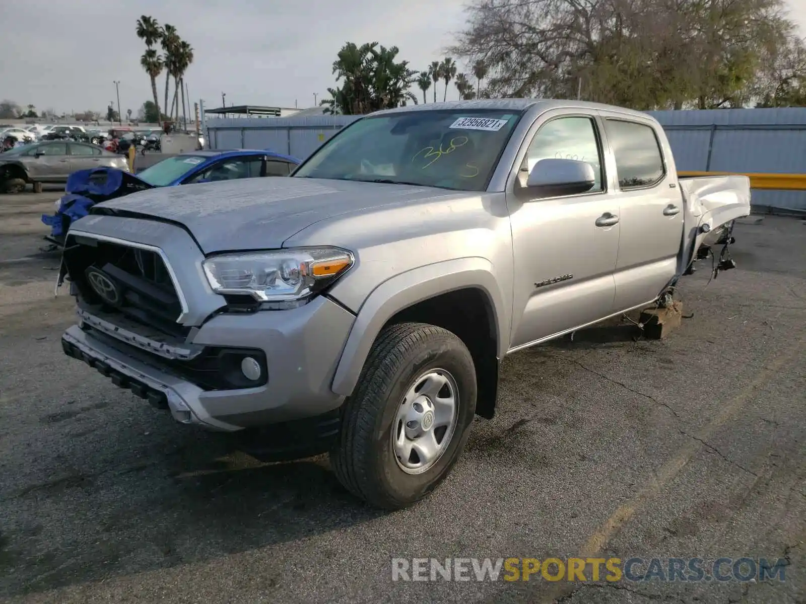 2 Photograph of a damaged car 3TMAZ5CN3LM128328 TOYOTA TACOMA 2020