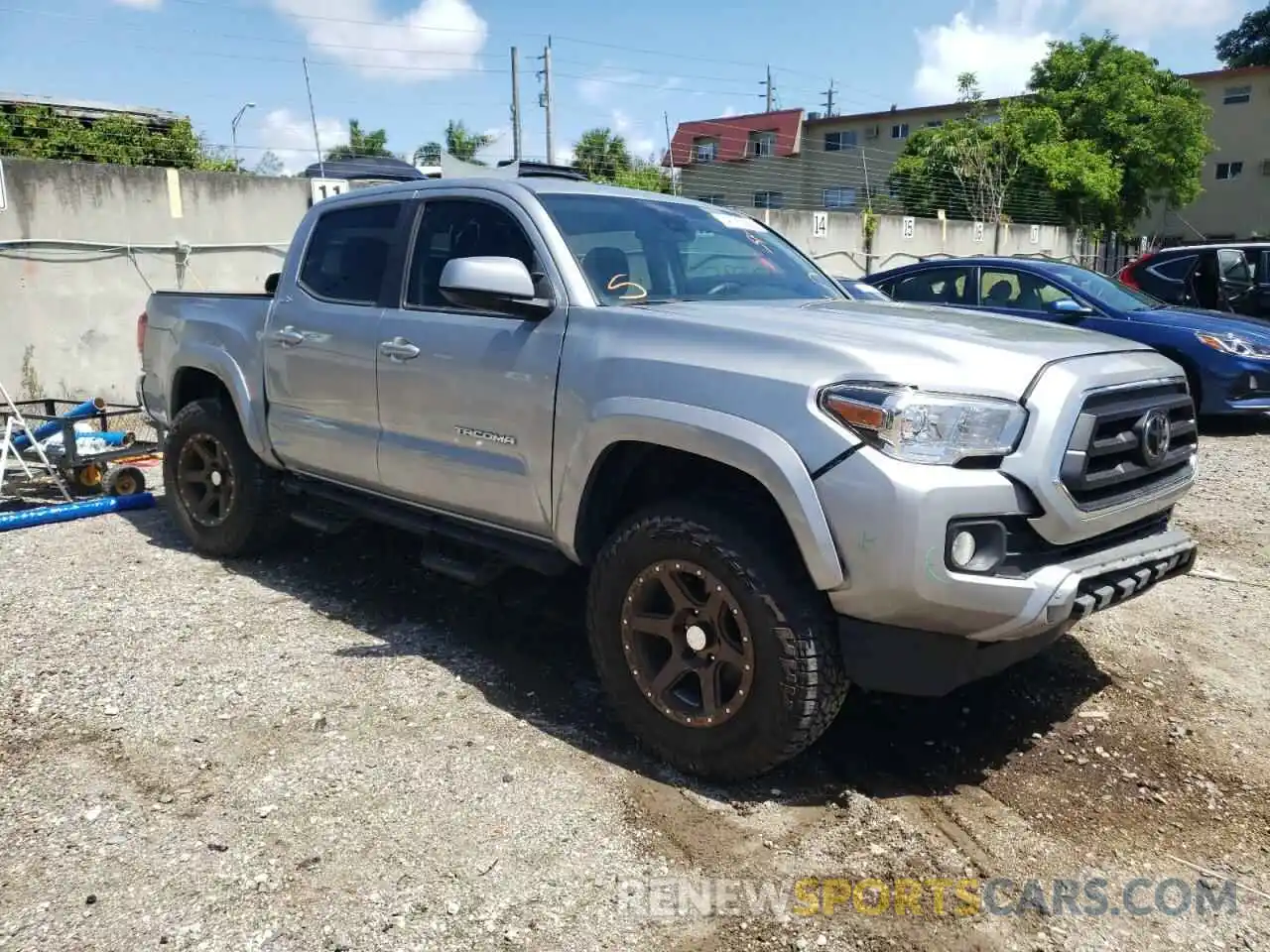 1 Photograph of a damaged car 3TMAZ5CN3LM130838 TOYOTA TACOMA 2020