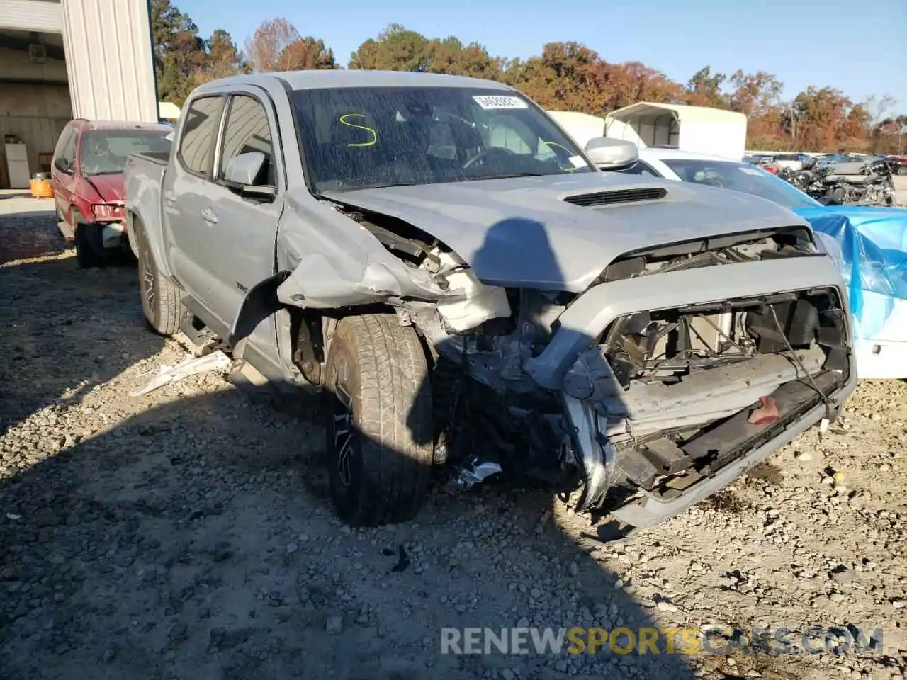 1 Photograph of a damaged car 3TMAZ5CN3LM133903 TOYOTA TACOMA 2020