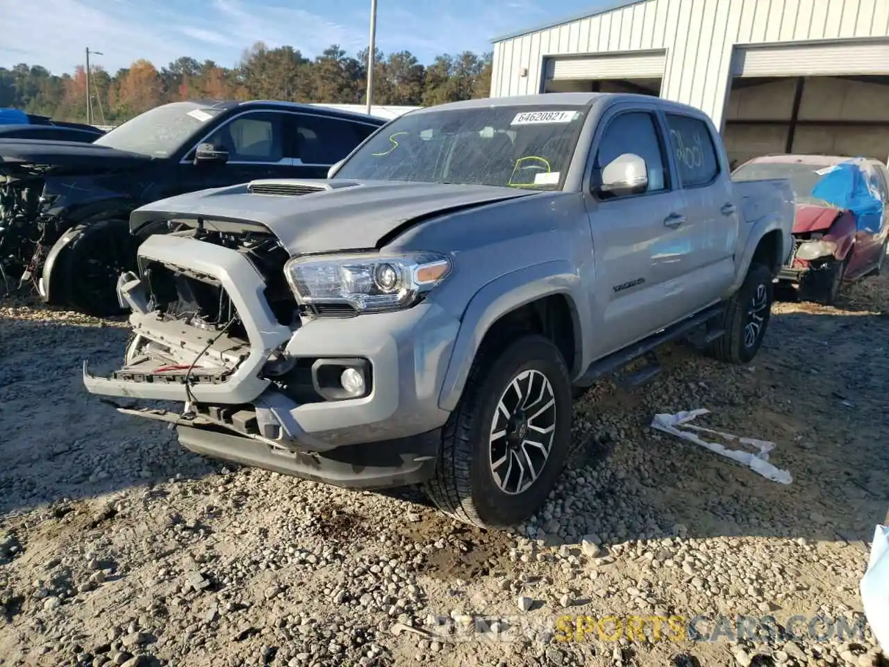 2 Photograph of a damaged car 3TMAZ5CN3LM133903 TOYOTA TACOMA 2020