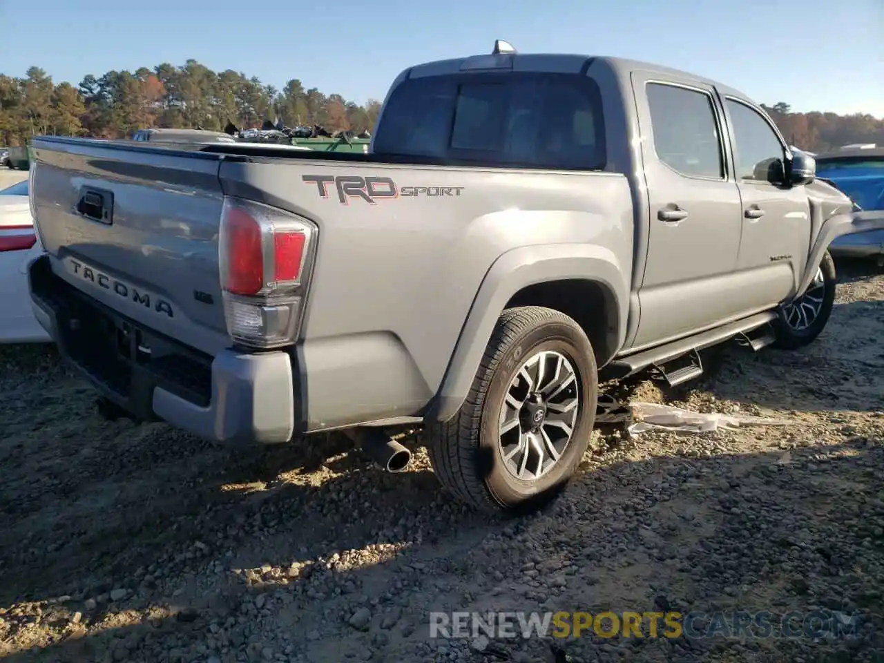 4 Photograph of a damaged car 3TMAZ5CN3LM133903 TOYOTA TACOMA 2020