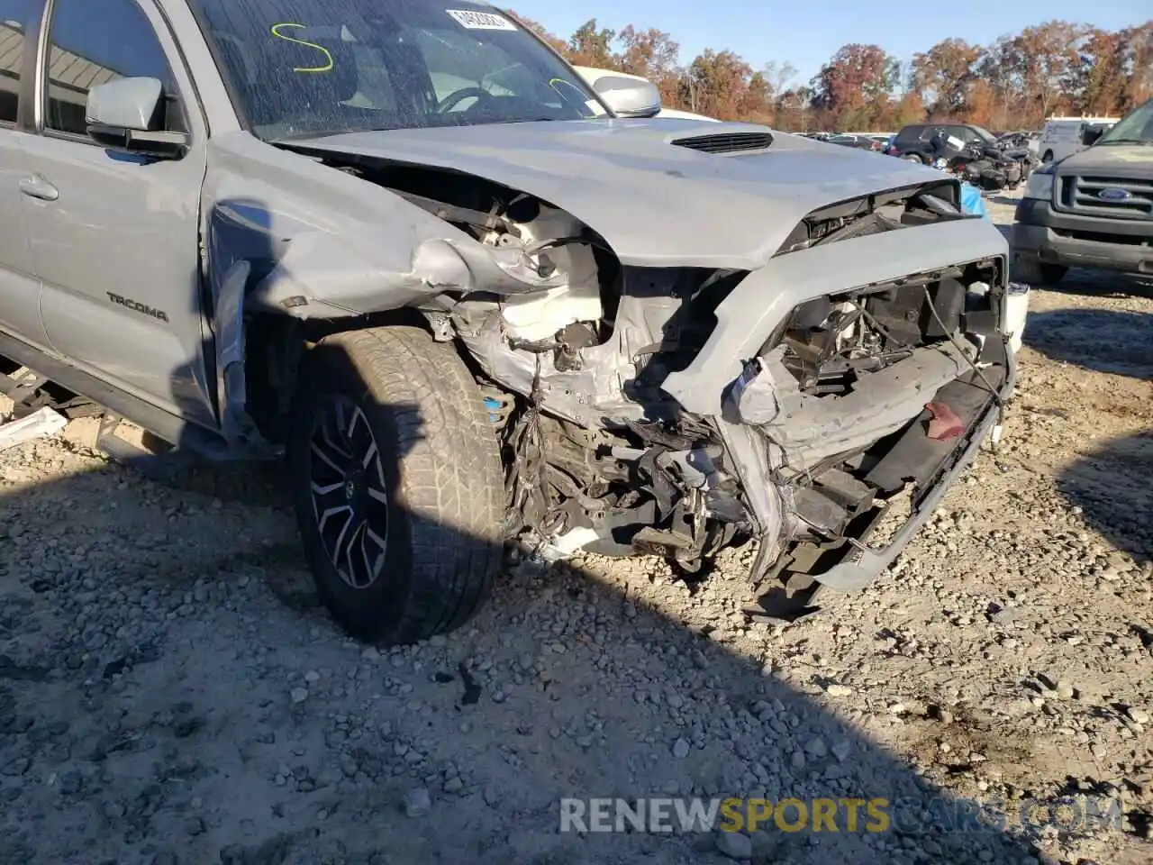 9 Photograph of a damaged car 3TMAZ5CN3LM133903 TOYOTA TACOMA 2020