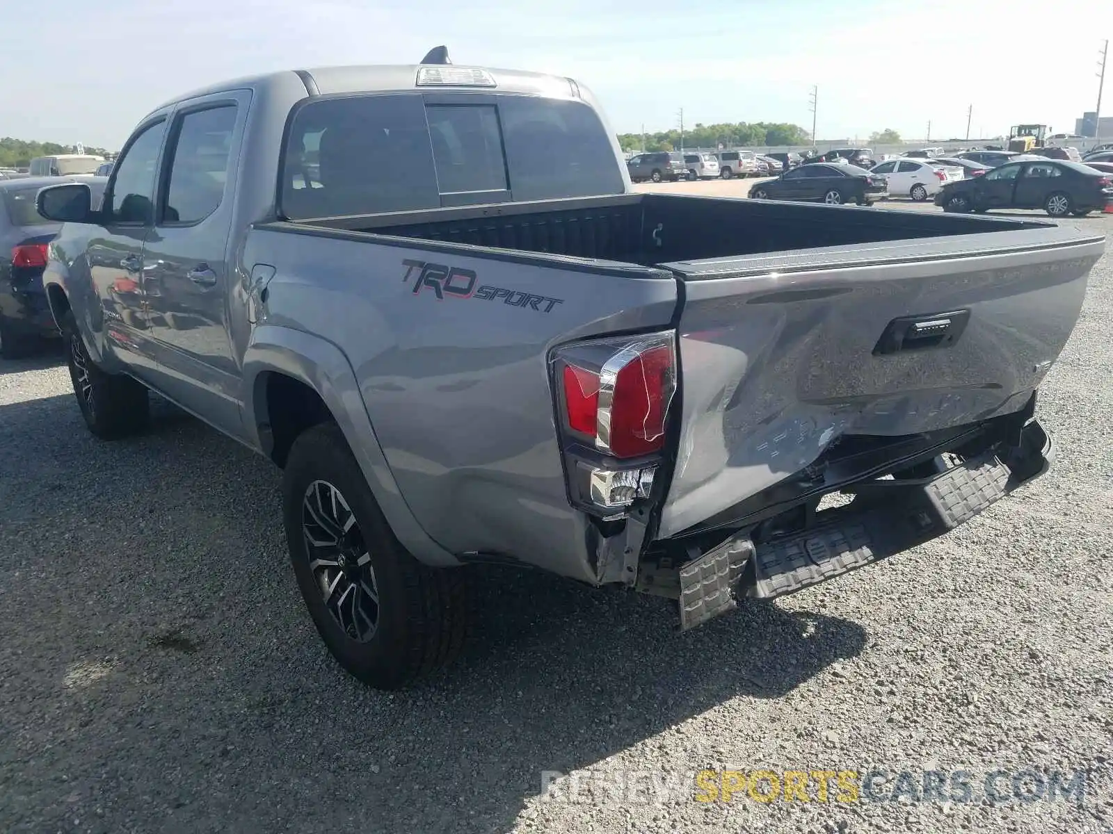 3 Photograph of a damaged car 3TMAZ5CN3LM137109 TOYOTA TACOMA 2020