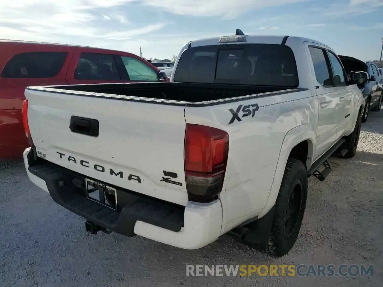 4 Фотография поврежденного автомобиля 3TMAZ5CN4LM114986 TOYOTA TACOMA 2020