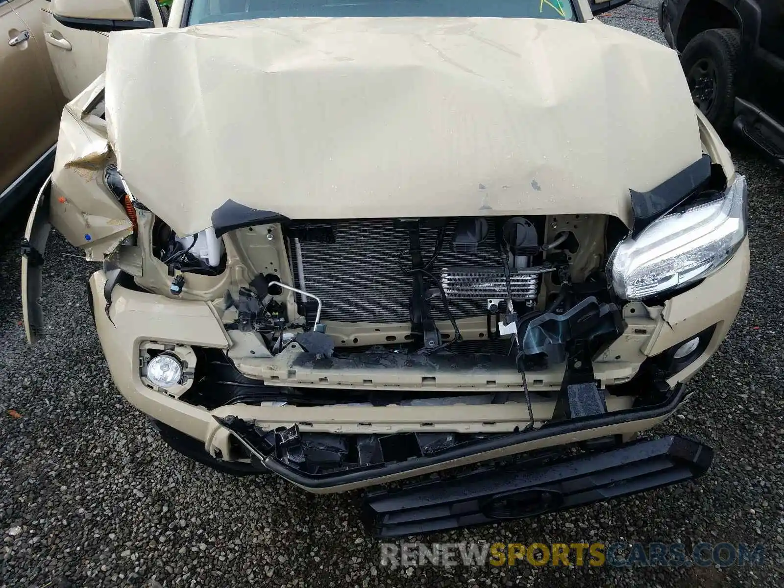 7 Photograph of a damaged car 3TMAZ5CN4LM115183 TOYOTA TACOMA 2020