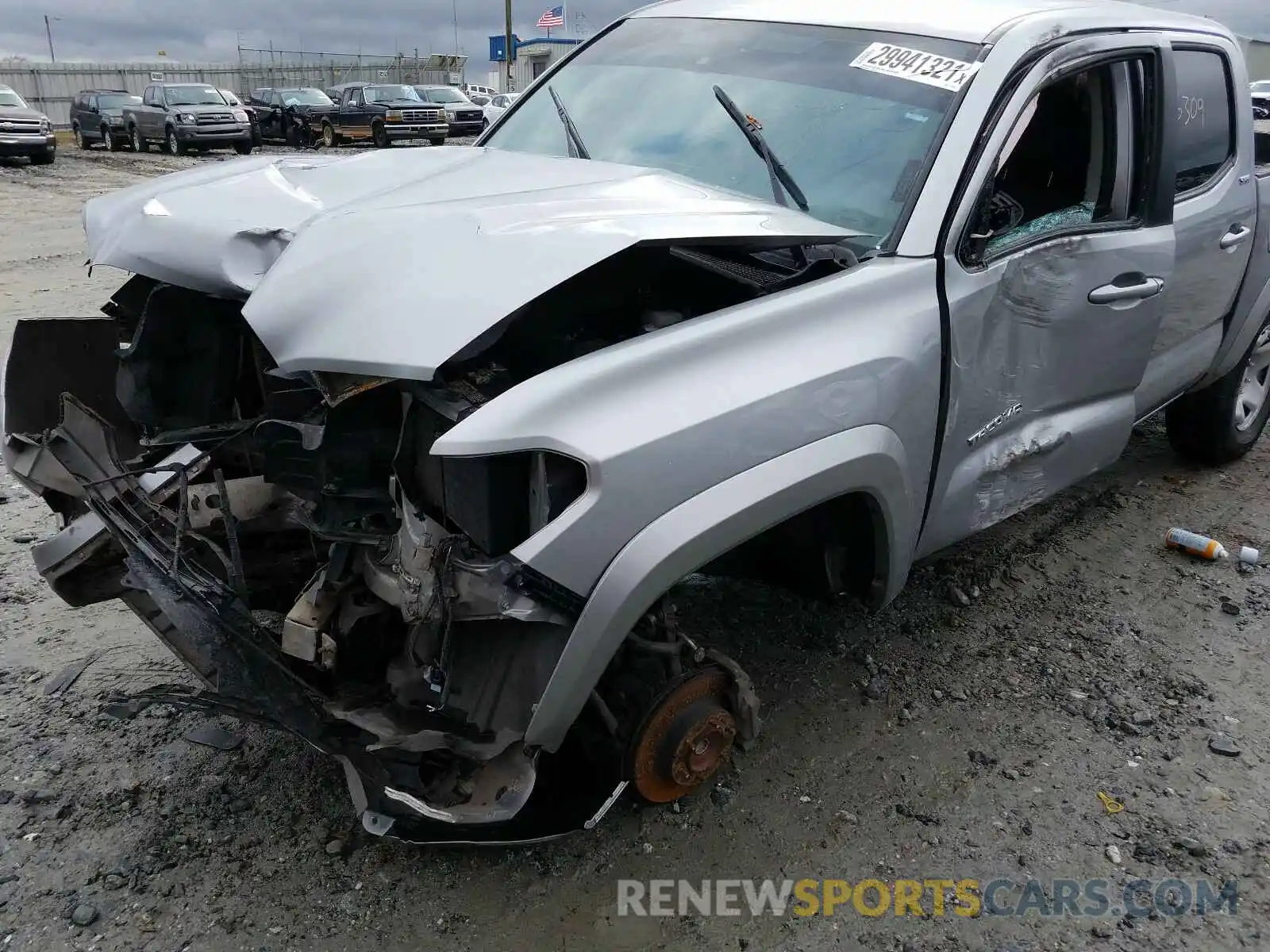 9 Photograph of a damaged car 3TMAZ5CN4LM117838 TOYOTA TACOMA 2020