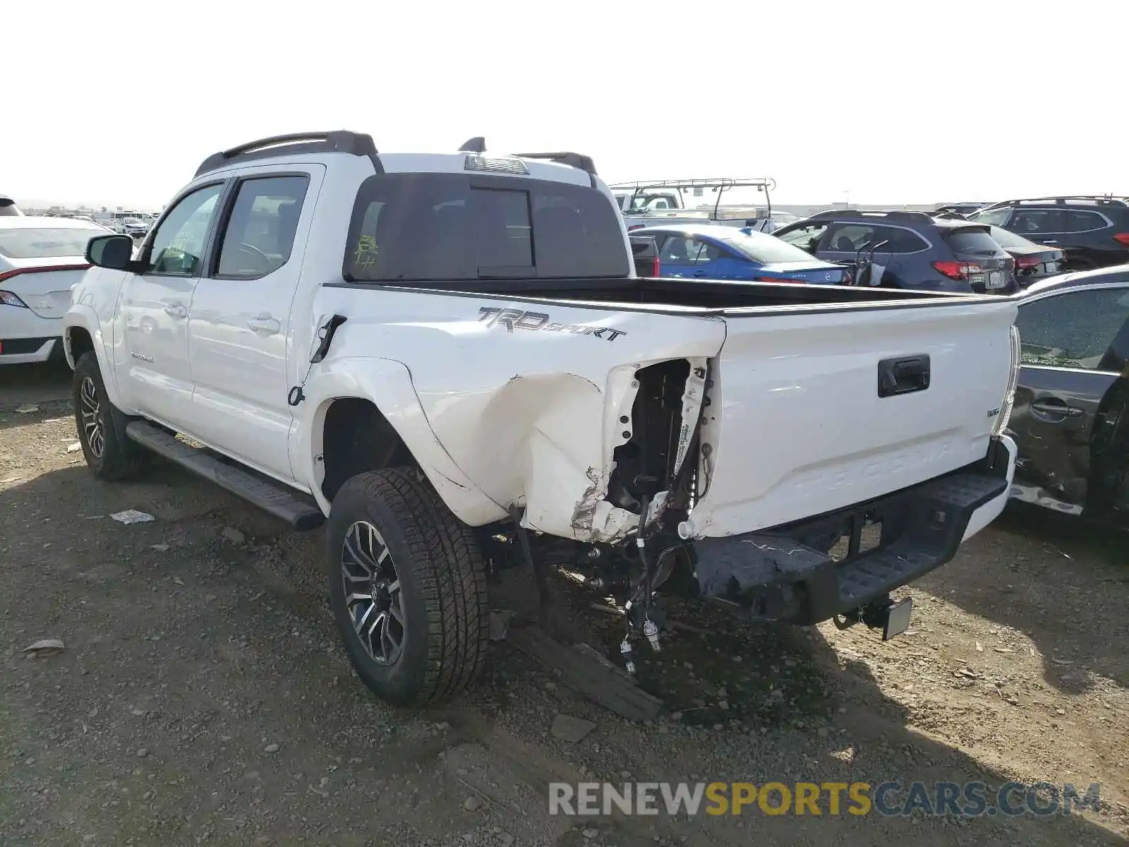 3 Photograph of a damaged car 3TMAZ5CN4LM119122 TOYOTA TACOMA 2020