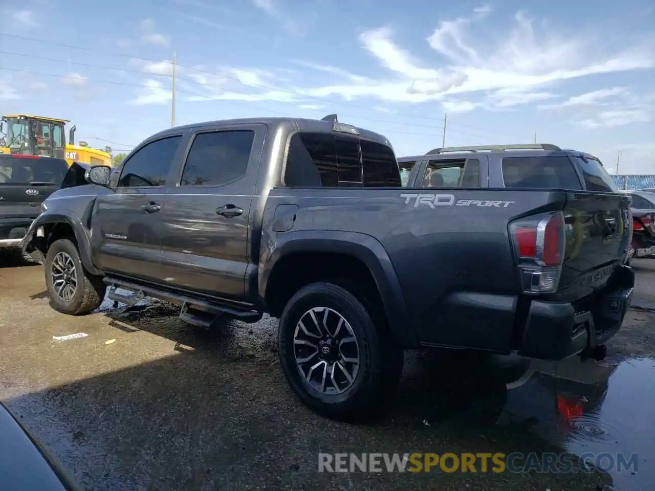 2 Photograph of a damaged car 3TMAZ5CN4LM126815 TOYOTA TACOMA 2020