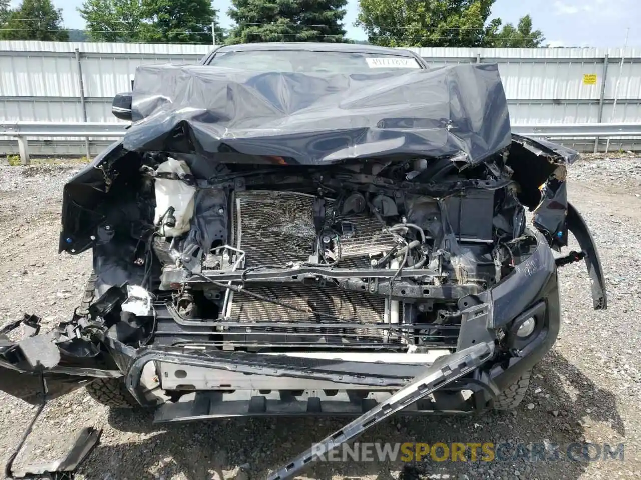 7 Photograph of a damaged car 3TMAZ5CN4LM126829 TOYOTA TACOMA 2020