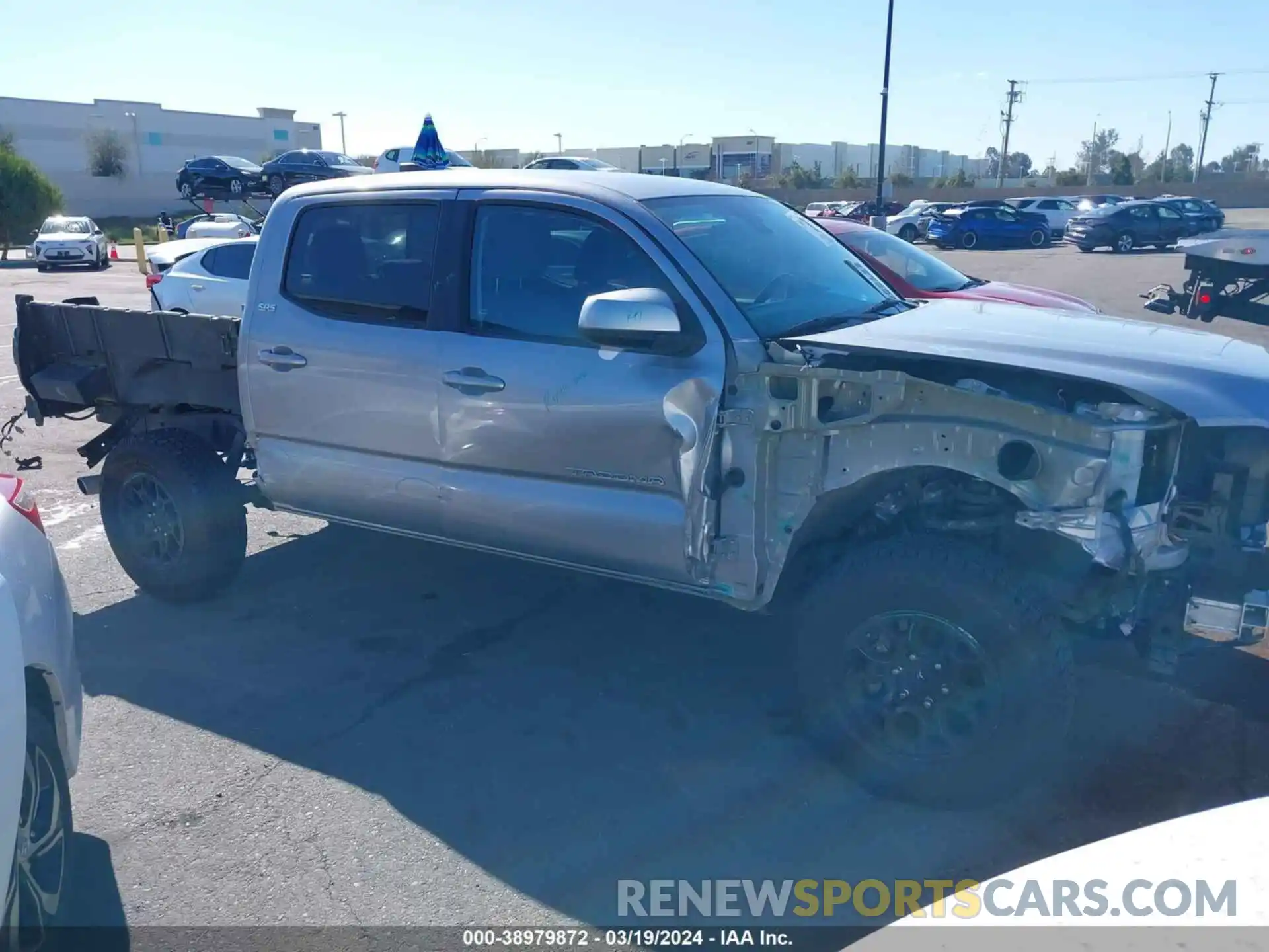 14 Photograph of a damaged car 3TMAZ5CN4LM128810 TOYOTA TACOMA 2020