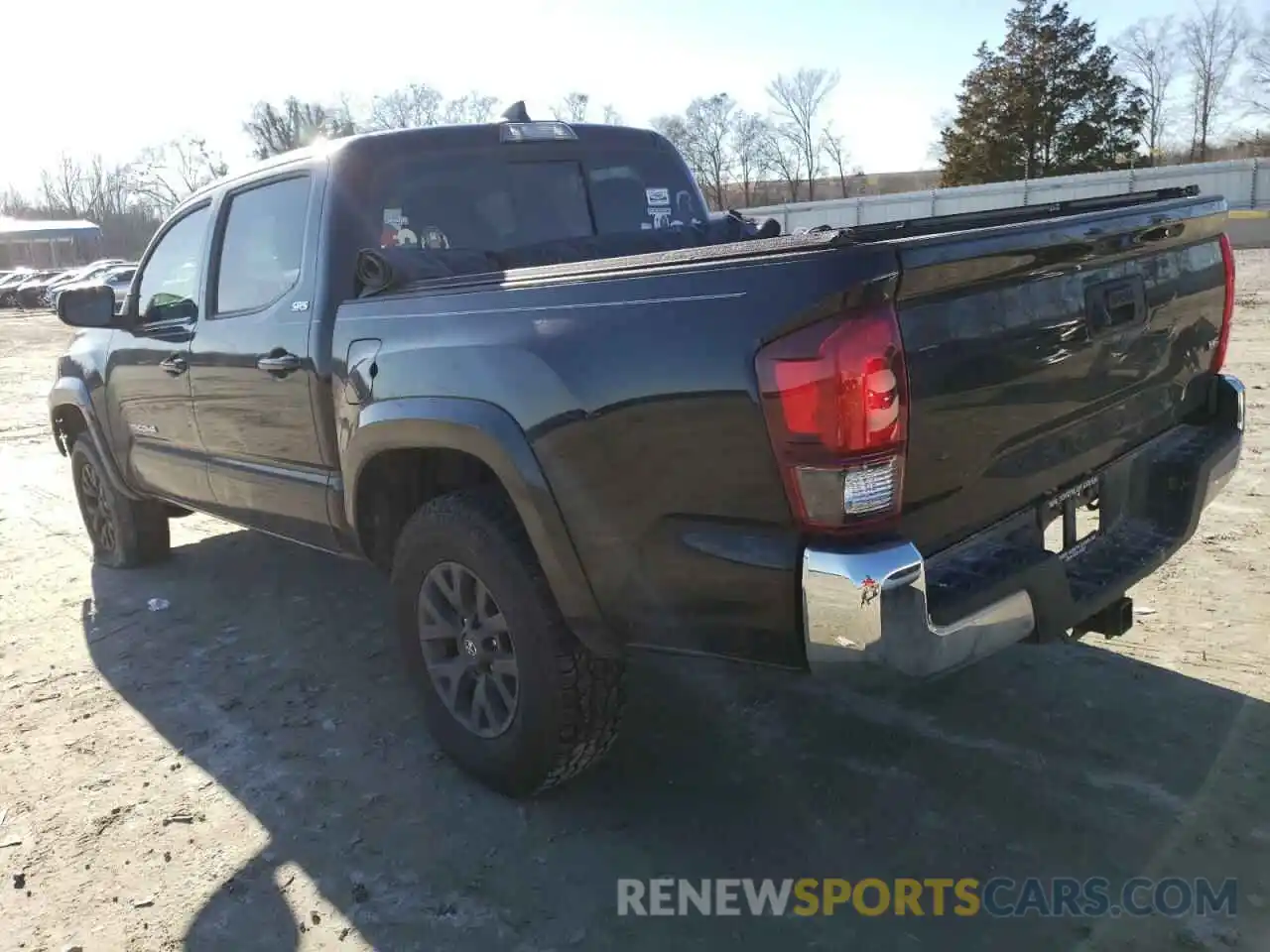 2 Photograph of a damaged car 3TMAZ5CN4LM133795 TOYOTA TACOMA 2020