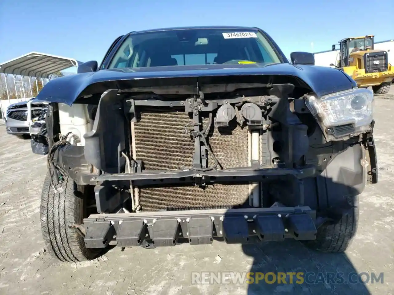 5 Photograph of a damaged car 3TMAZ5CN4LM133795 TOYOTA TACOMA 2020