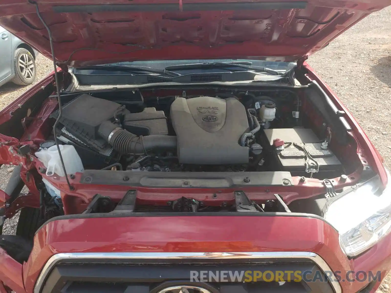 7 Photograph of a damaged car 3TMAZ5CN4LM136261 TOYOTA TACOMA 2020