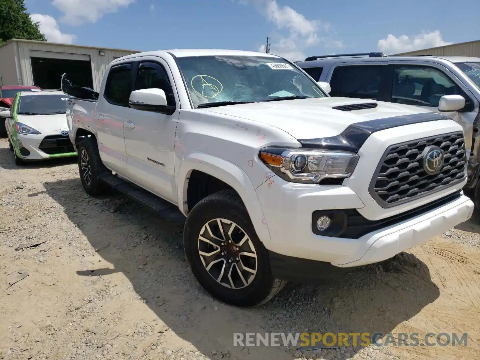 1 Photograph of a damaged car 3TMAZ5CN5LM117685 TOYOTA TACOMA 2020