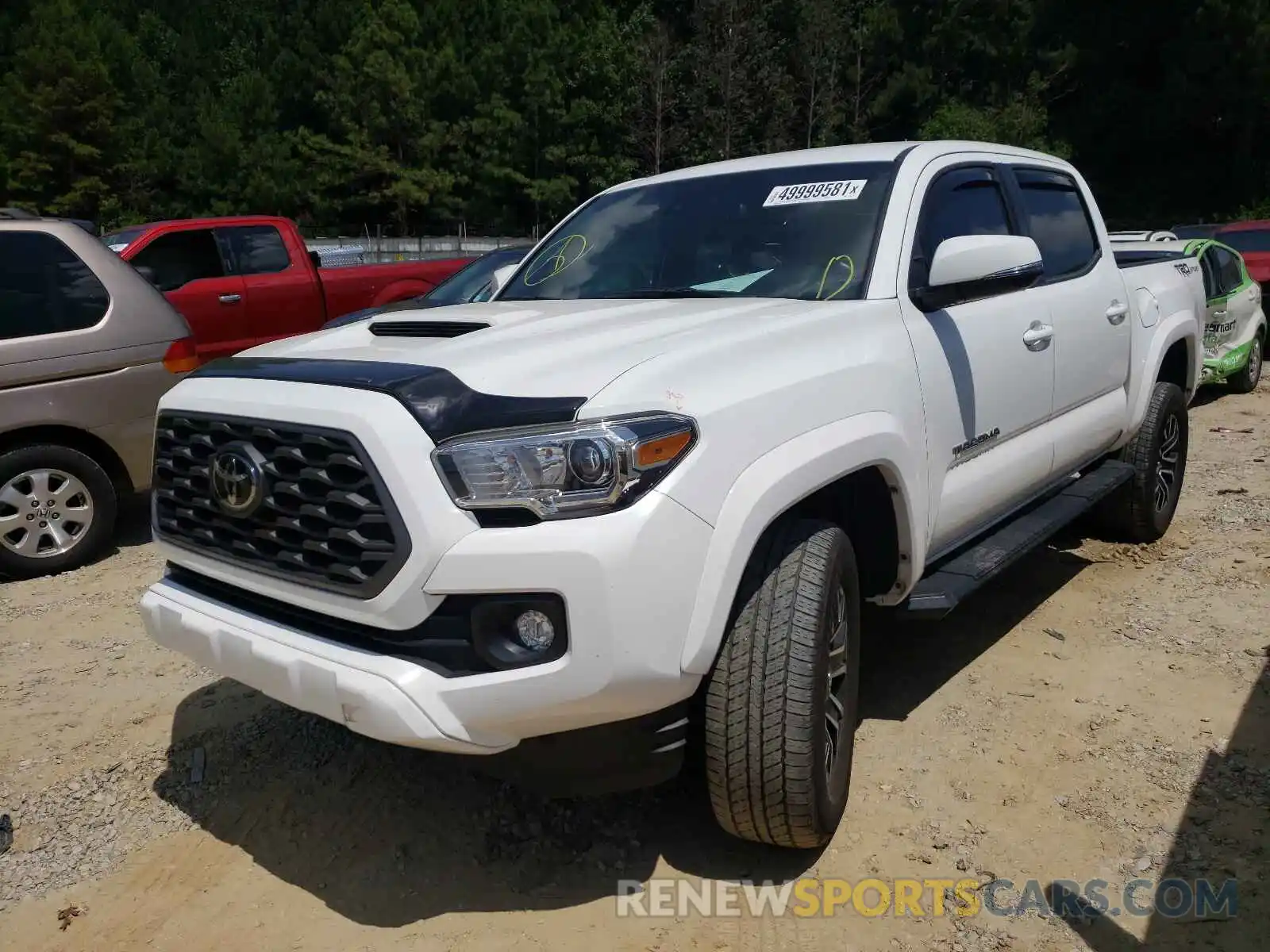 2 Photograph of a damaged car 3TMAZ5CN5LM117685 TOYOTA TACOMA 2020