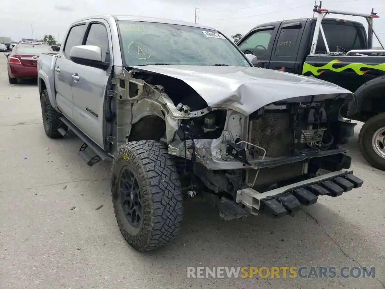 1 Photograph of a damaged car 3TMAZ5CN5LM119226 TOYOTA TACOMA 2020