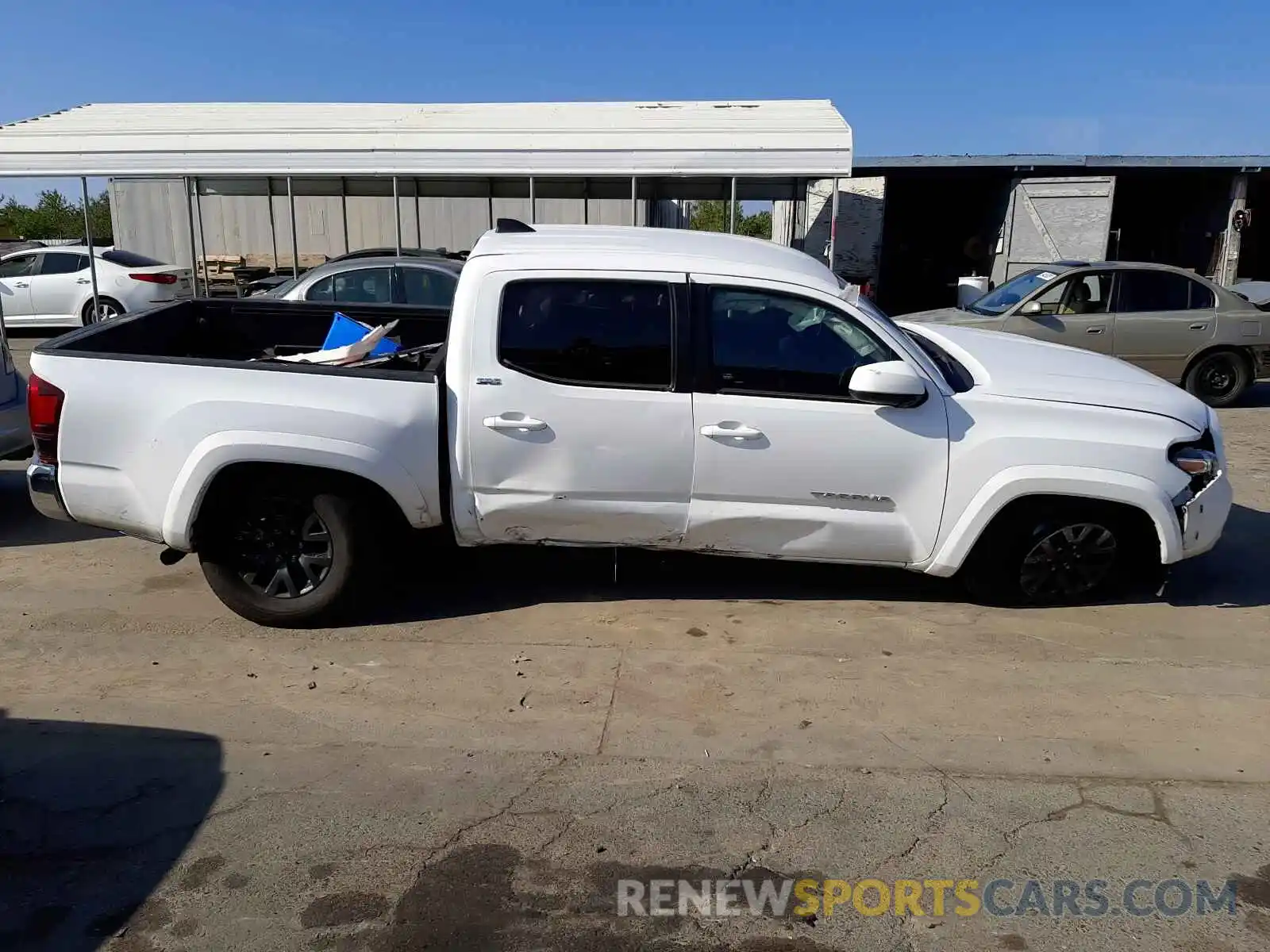 9 Photograph of a damaged car 3TMAZ5CN5LM119260 TOYOTA TACOMA 2020