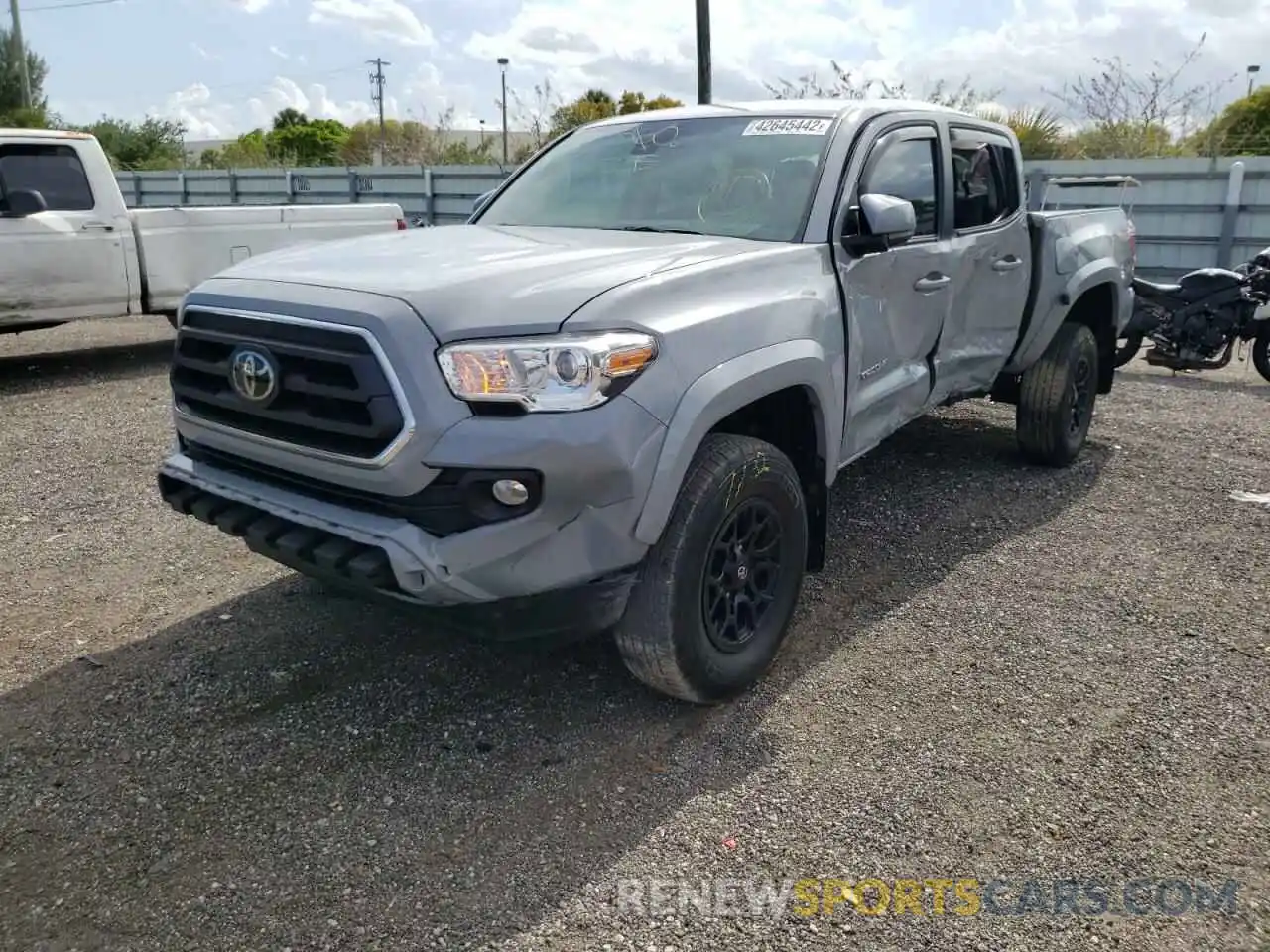 2 Photograph of a damaged car 3TMAZ5CN5LM126581 TOYOTA TACOMA 2020