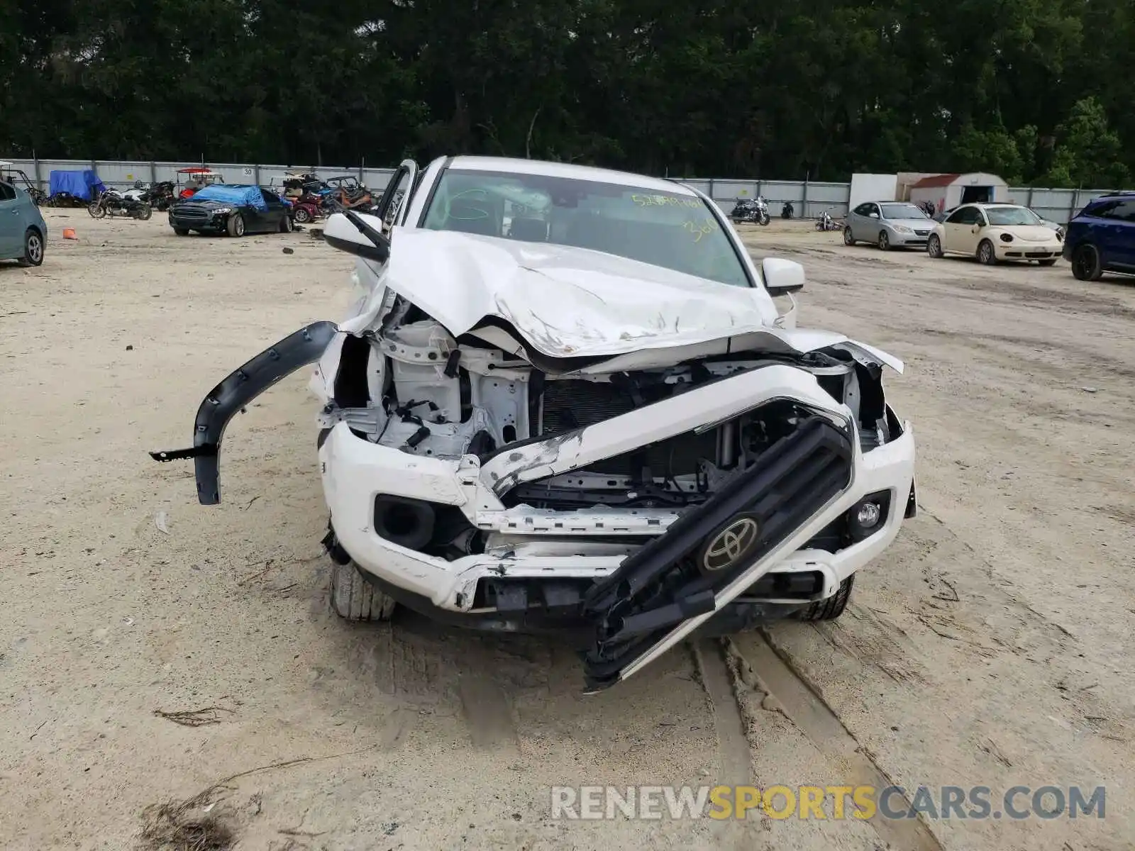 9 Photograph of a damaged car 3TMAZ5CN5LM127410 TOYOTA TACOMA 2020