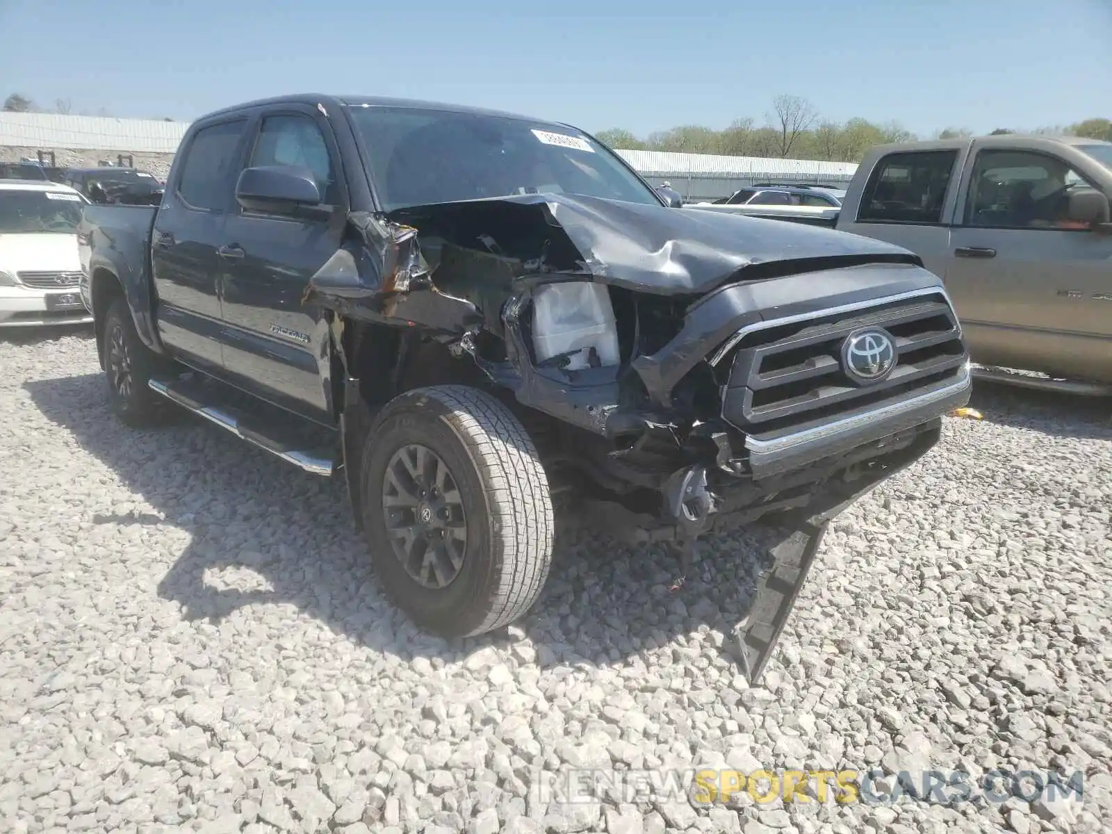 1 Photograph of a damaged car 3TMAZ5CN5LM130887 TOYOTA TACOMA 2020