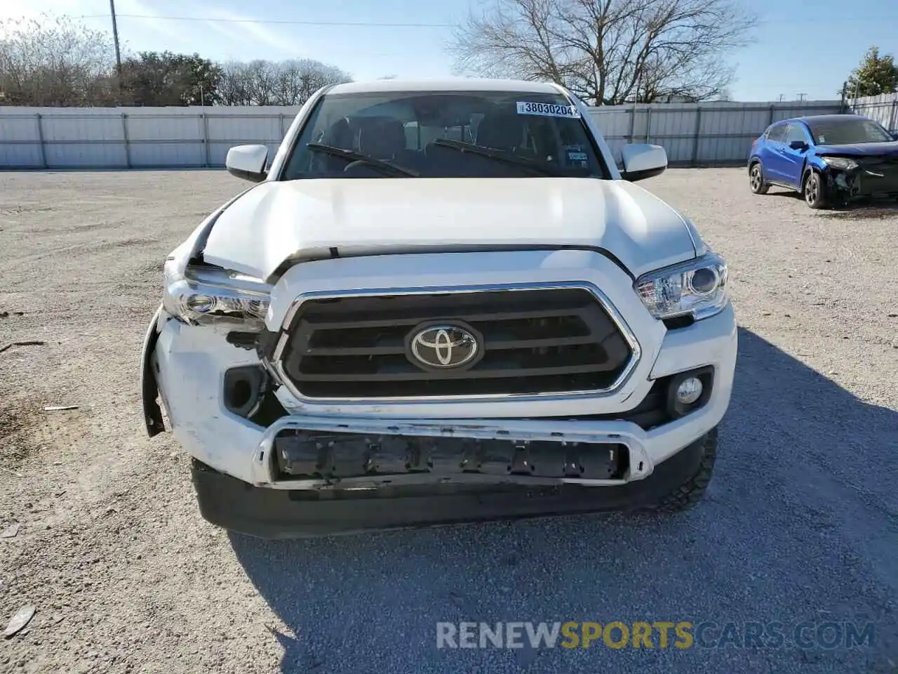 5 Photograph of a damaged car 3TMAZ5CN5LM135507 TOYOTA TACOMA 2020