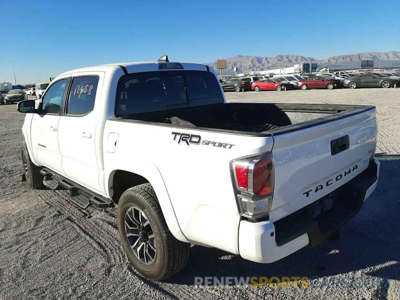 3 Photograph of a damaged car 3TMAZ5CN5LM137158 TOYOTA TACOMA 2020